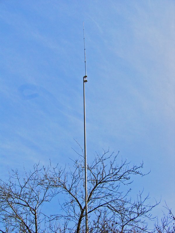 Grill station antenna.JPG